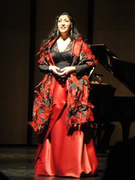 Natalie Gassi, Soprano