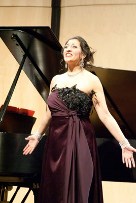 Natalie Gassi, Soprano
